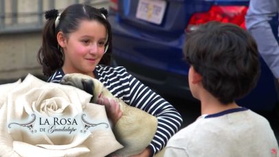 Efren adopta a Amelia